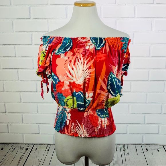 Express Pink Floral Off the Shoulder Blouse - Medium - Picture 2 of 8